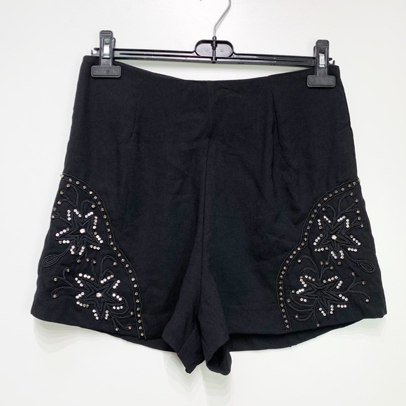 NEW NBD Warm Sands Shorts in Black - Picture 6 of 11